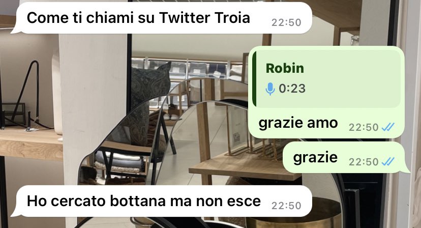chiaras16060481's tweet photo. ricompaio su twitter solo per questa perla https://t.co/YL7b7AFj9I