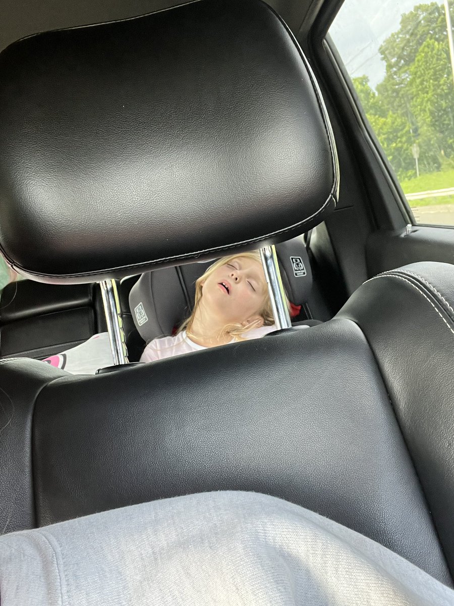 Jacqui Vivanco Hertlein 🏐 tweet media