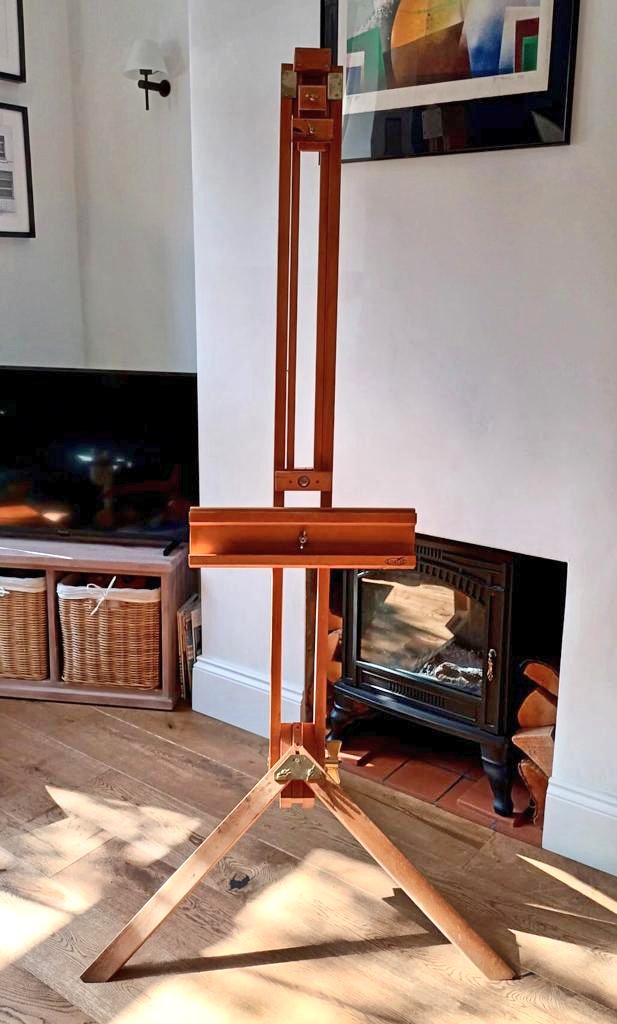 ReadButNotHeard's tweet image. Loxley Radial Easels for sale.
Used, in good condition.
£50 each
Collection from N18.
Please DM if interested.