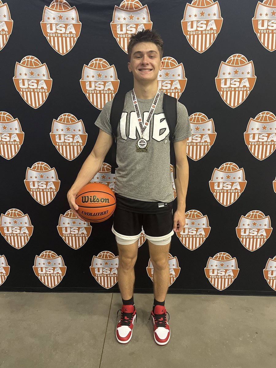 joshheaston's tweet photo. 2nd place at The Hardwood Classic! #AAU #IndyNets https://t.co/w2wqbq7zUX