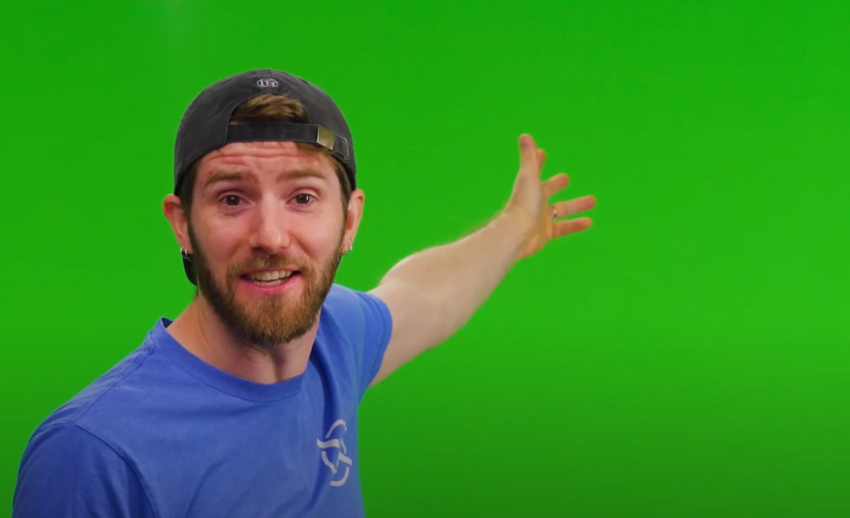 Linus Tech Tips tweet media