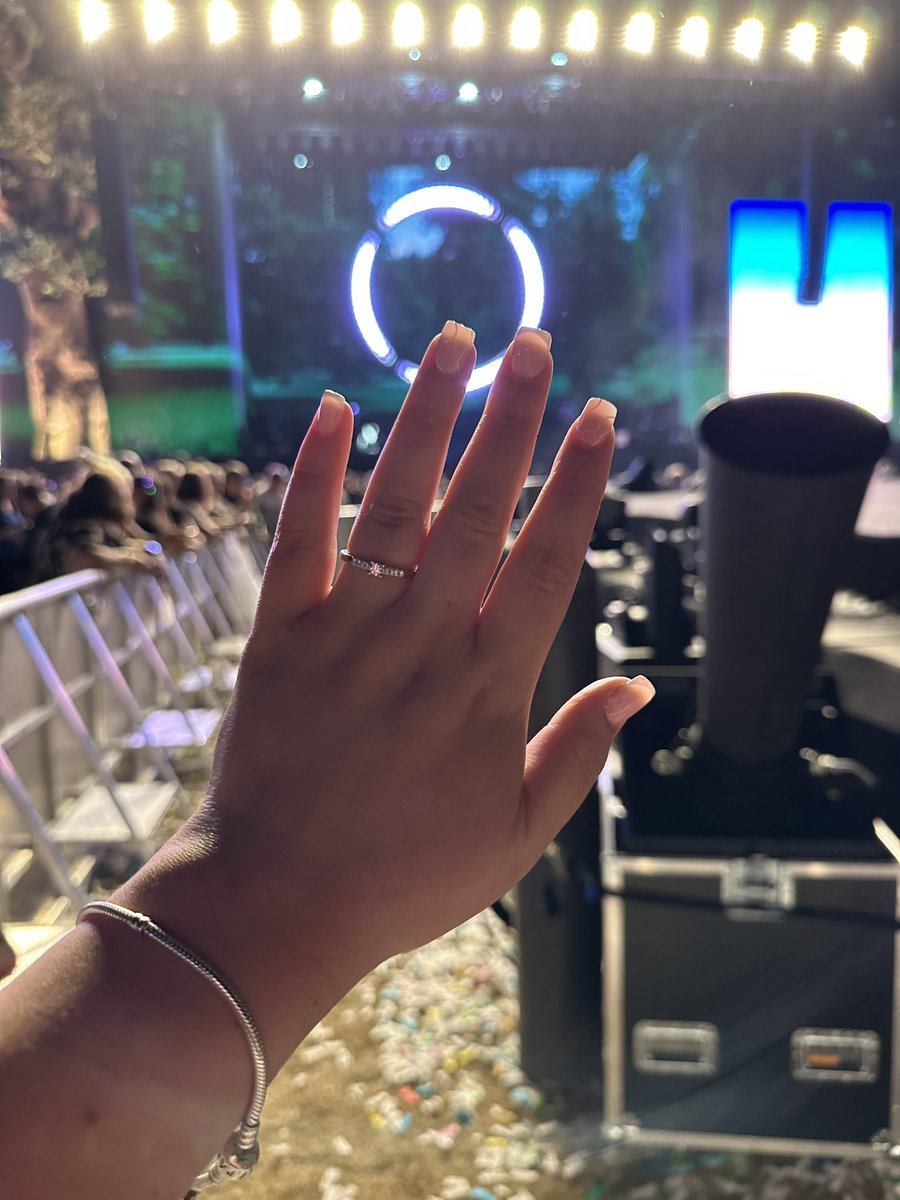 7 years ago we went to see Take That for the first time together in Hyde Park.. Yesterday we saw them in the exact same place and Ryan asked me to marry him. Couldn’t be happier ❤️💍💫