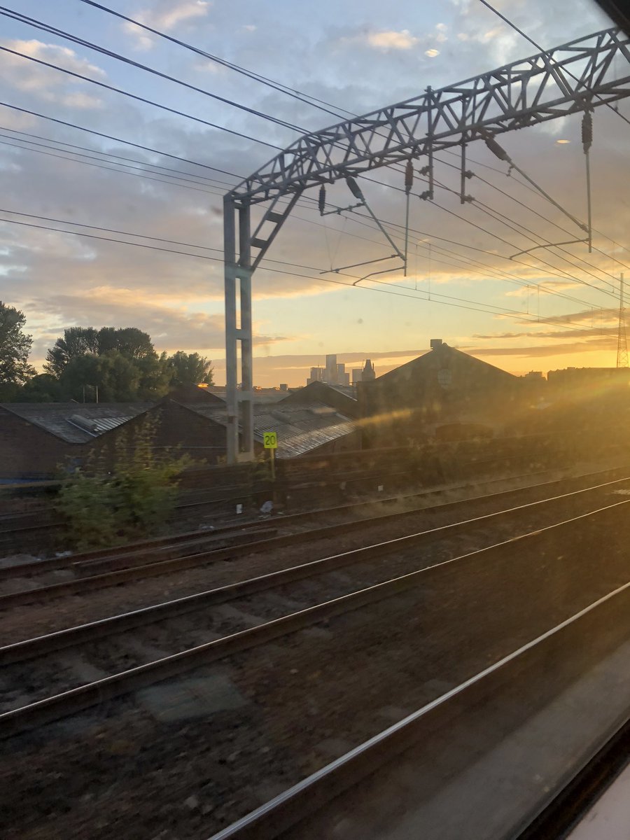 SmartJacques's tweet photo. It’s going to be a Manchestery kind of week. @IOE_London @GroupingStudy #fieldwork #y7maths @EducEndowFoundn and a #tram for @rachelgmarks https://t.co/sQ2ueZK8uy