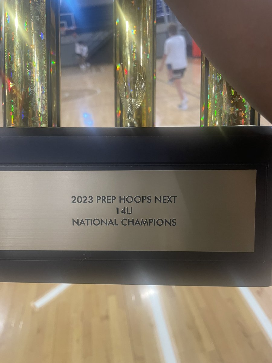 NL_Grind's tweet photo. @PrepHoopsNext  National Champs #GElite https://t.co/O2TSLkySkd