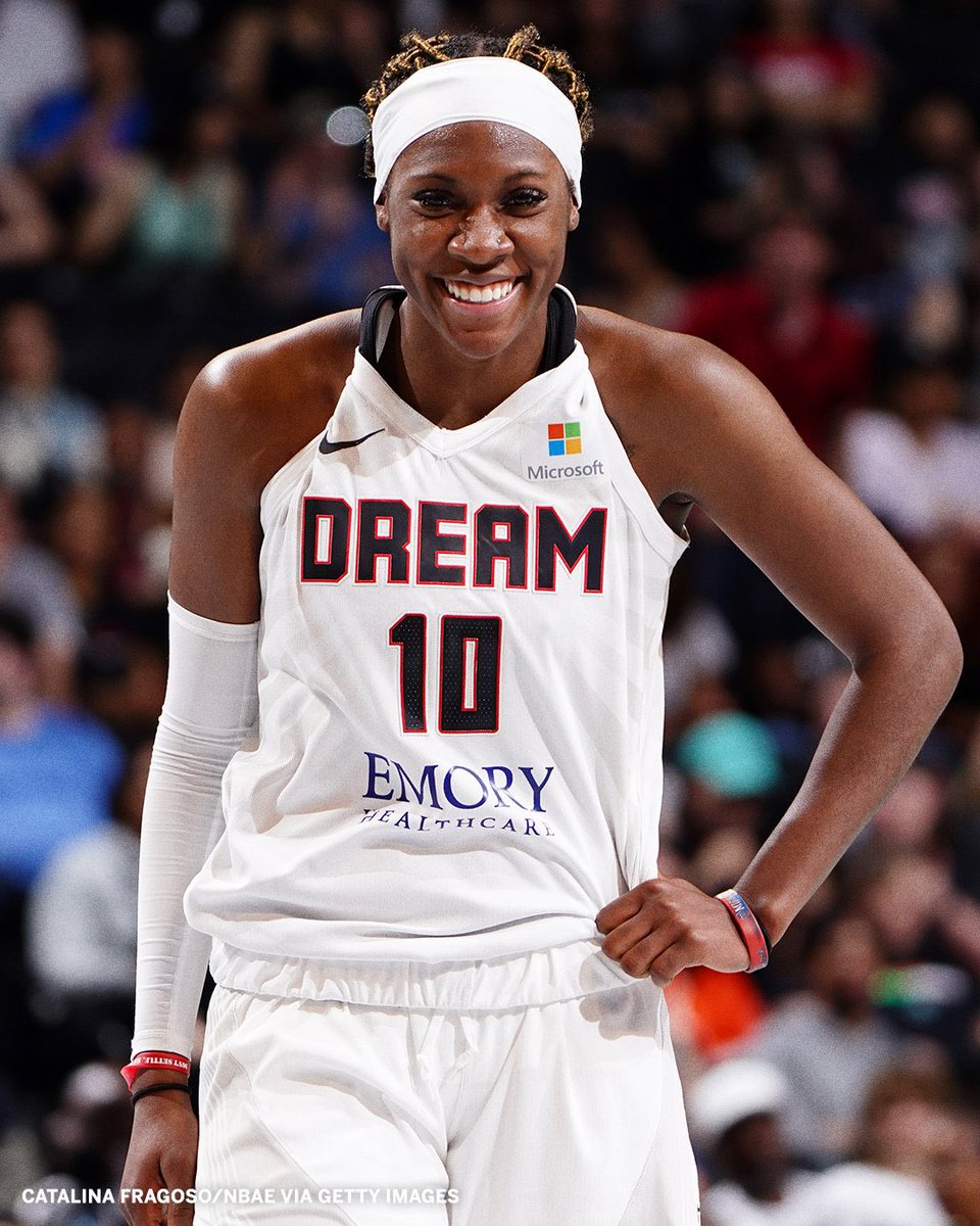 WomensHoops_USA's tweet image. Rhyne Howard today: 

43 PTS | 4 AST | 2 STL | 2 BLK
14-20 FG | 6-12 3PT | 9-9 FT 

The Atlanta Dream defeat the LA Sparks 112-84! 

#WNBA | @AtlantaDream