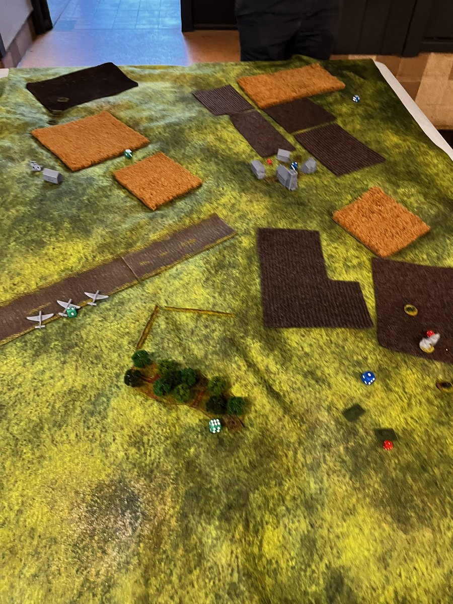 scribesofwar's tweet image. Lots of 40K happening tonight with the release of 10th and in the world of tiny tanks an interesting first play test of our own game system! Lots of fun things happening in the future!