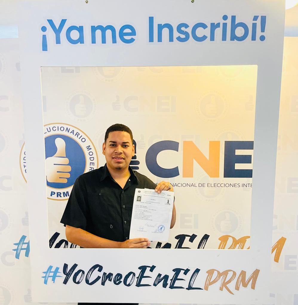 dannygarciahz's tweet photo. El viernes pasado completamos la solicitud para ser precandidato a regidor por nuestro municipio San Felipe de Puerto Plata. #ContigoSePuede 

#YameinscribíPRM
#CandidatosPRM https://t.co/mrBq1VU0WI