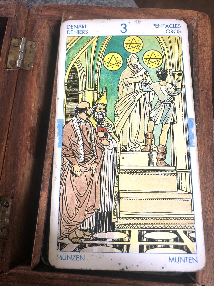 TarotStuff's tweet image. ✨Happy Sunday. Hope you are well. Here is today’s draw…

#withlovefromtwonygirls 🐾❤️ #Tarot #ThreeofPentacles #NY