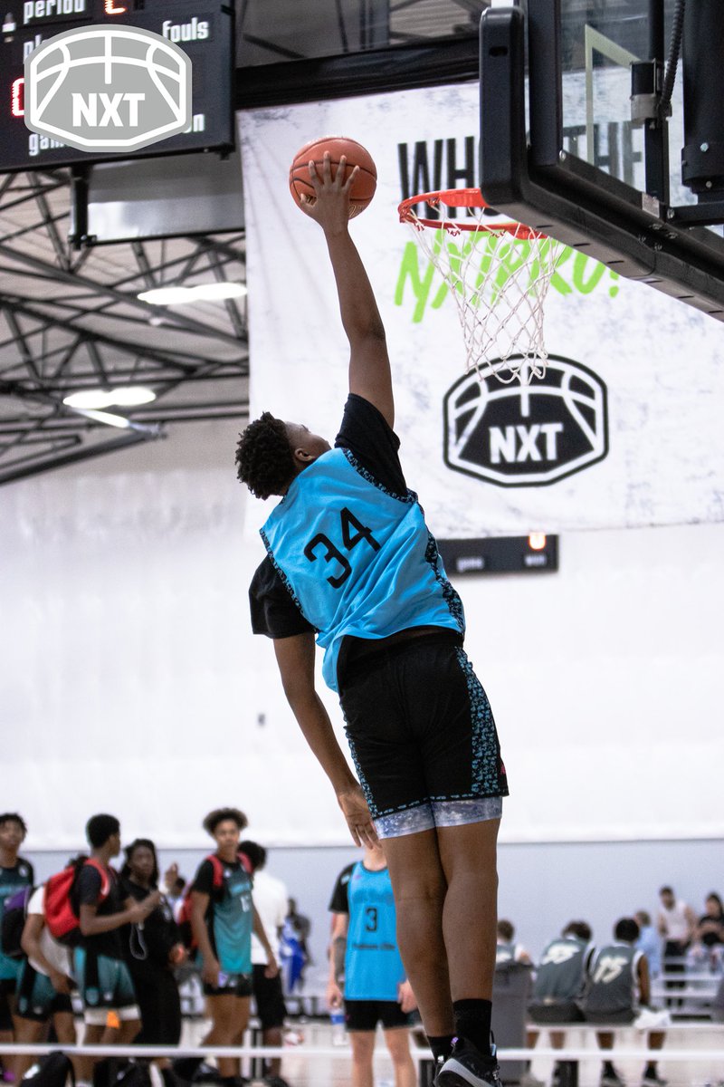 Just warming up with 
<a href="/Damienkeys30/">Damien “Dink” Keys</a> 
<a href="/33robertw/">Robert Walker</a> 
<a href="/AntwanD02/">Antwan Dorsett</a> 
<a href="/keithmillerjr34/">Keith”KJ” Miller jr</a> 
🐰📈

#NXTSession10 #WhosTheNXTPRO