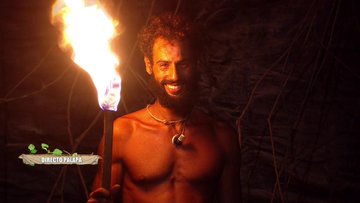 RafaelGLAF5's tweet photo. ¿Crees que Asraf le ha tirado almendras a la cara a Adara?
RT- NO
MG- SI
#AdaraSv2J #SVDebateFinal #Supervivientes2023 #AsrafEstamosContigo https://t.co/abVMB2dWOM