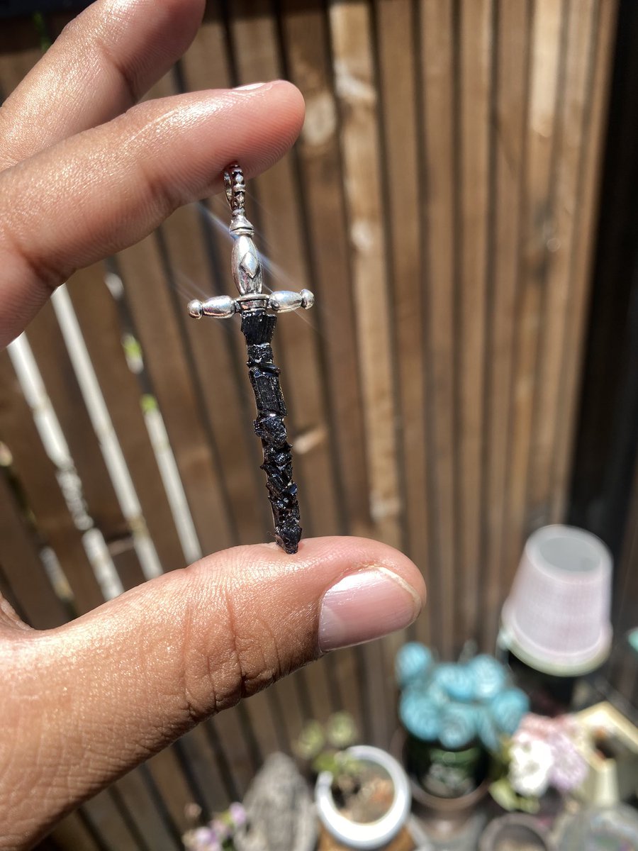 ForagedNature's tweet photo. Black Tourmaline Sword https://t.co/4xlLieNhwe