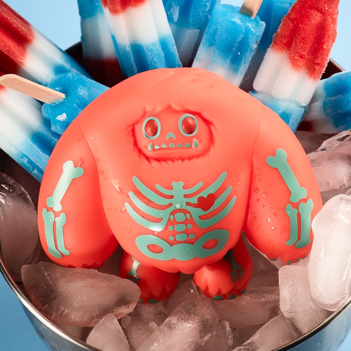 AbominableToys's tweet photo. Red Glow Skeleton Chomp is ready to chill in your coolers this summer!
These figures will be available online Monday, July 3rd, at 2:00pm EST 11:00am PST exclusively on https://t.co/1n1xqJXgbU.
#chomp #chompfigure
#skeleton #chomptheyeti
#abominabletoys https://t.co/Yx5cWWdzPs