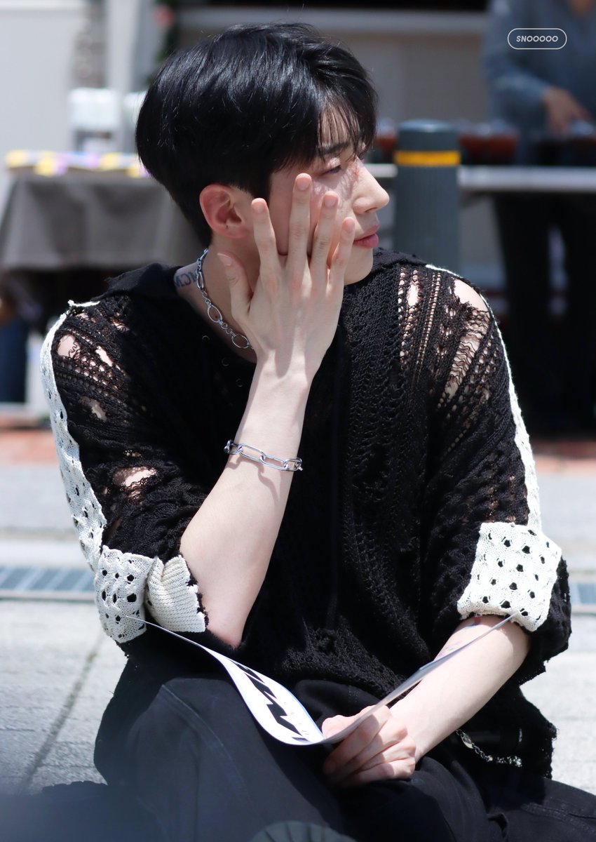 ์ค๋๐ณ tweet media