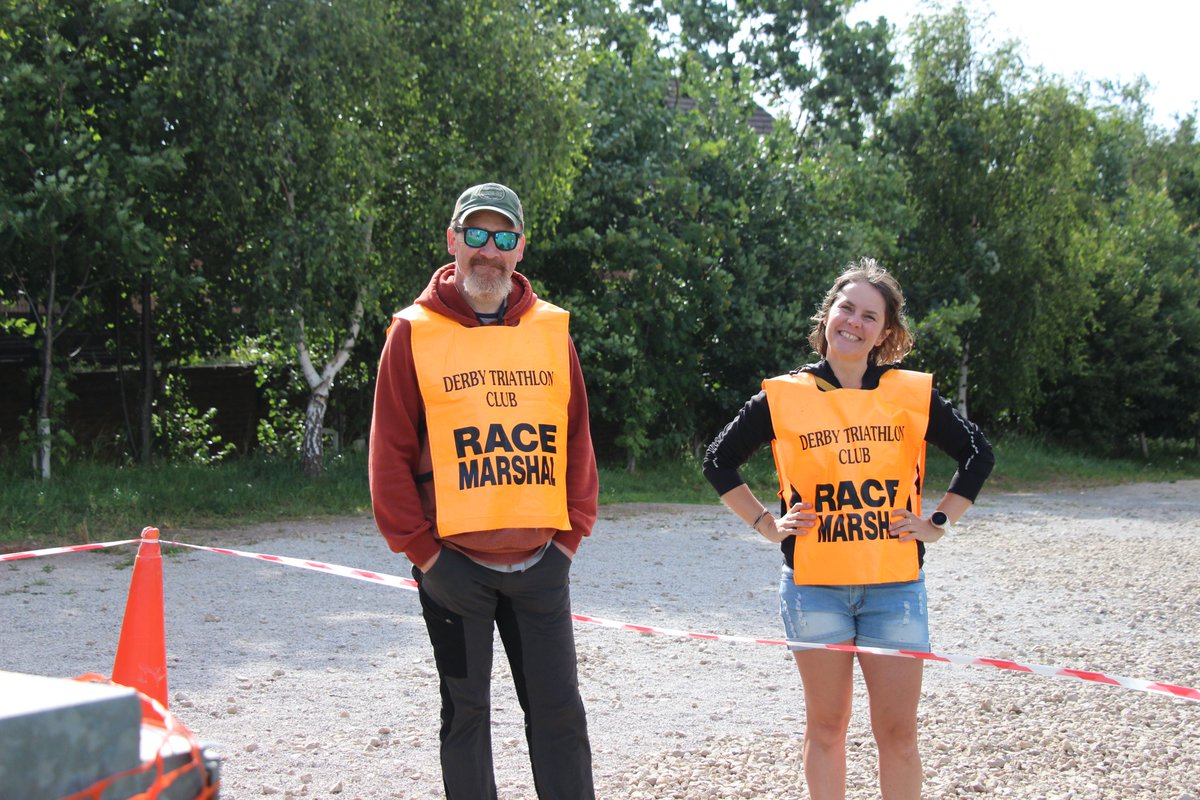 DerbyTriClub's tweet photo. Thank you to all of our brilliant marshals for all of their help today, helping to run our Junior Derby Triathlon!

Also a massive shoutout to those who have planned, organised and ran the whole event!

We’ll see you again next year!

#JuniorTriathlon #Race #Triathlon #Derby https://t.co/6qO6gquAd8