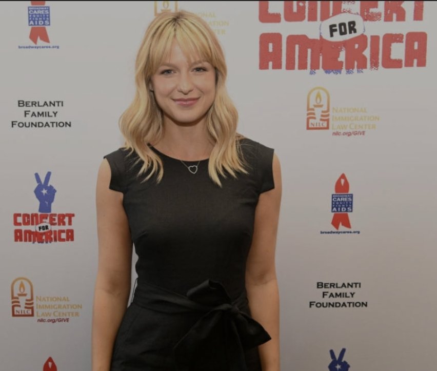 JacksonBrittsny's tweet photo. #Melissabenoist when she did #ConcertForAmerica

Love this outfit on her🙌 https://t.co/1aTaNt32Oz
