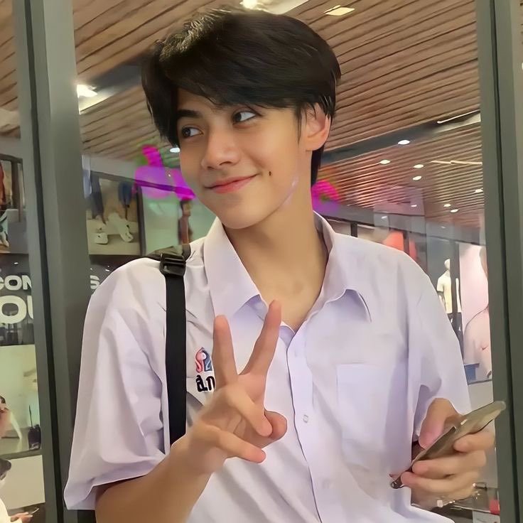 wasumilkcool's tweet image. ตำนานภีมวสุฟีเวอร์ ตำนานชายแท้ทำคลิปล้อเลียนทั้งตต. ตำนานครองฟีด ตำนานหล่อจนโดนด่า ที่มาของคำว่าก็หล่อแต่อยากแอคอีกให้รู้ว่าหล่อมาก