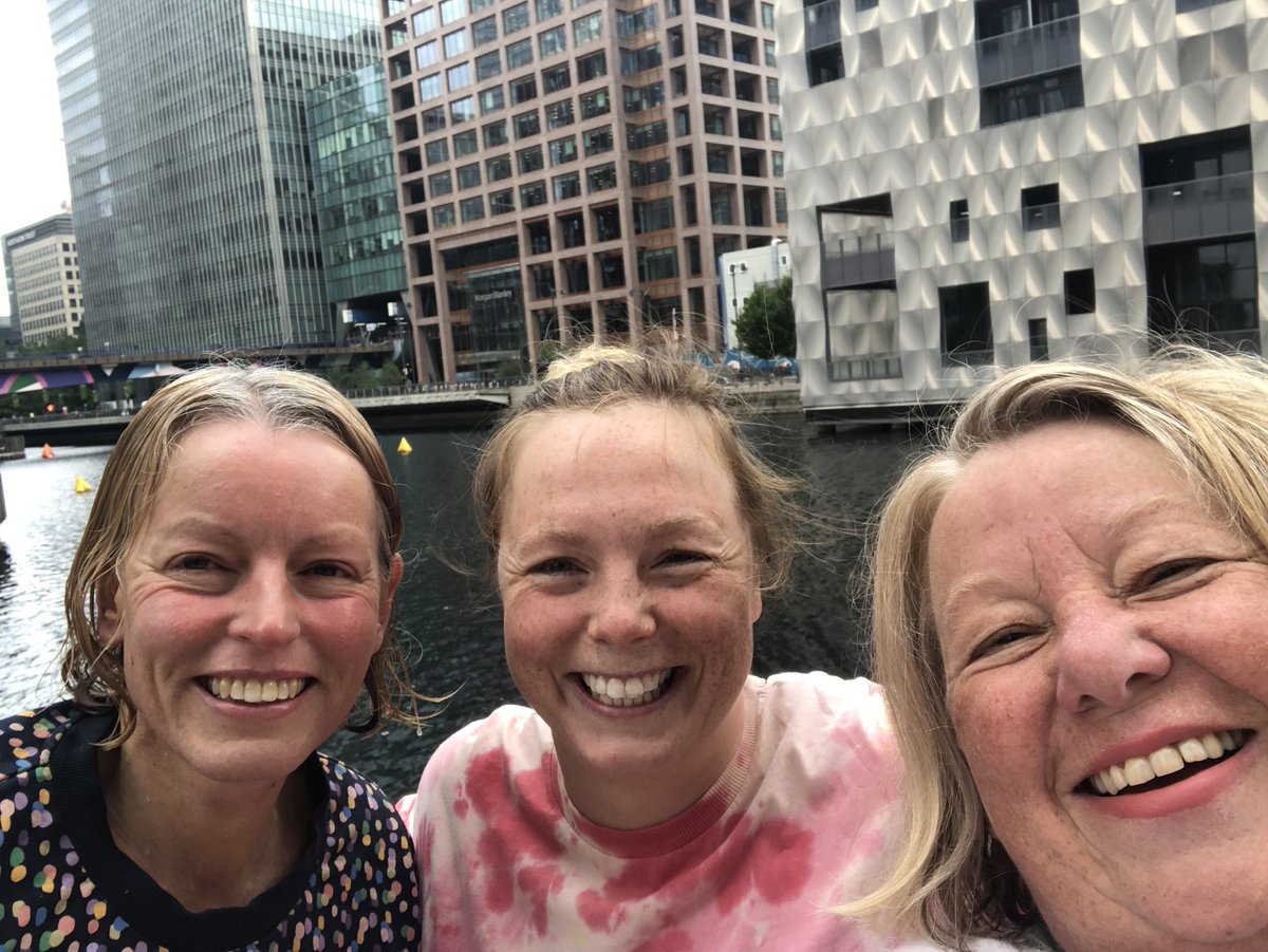 A lovely swim #93/100 3.7km with 2 fab swimmers. Cat (<a href="/usualobjections/">Usual Objections</a> twinnie &amp; fellow <a href="/CallyMasters/">CallyMastersSwimming</a> swimmer) joined me after weeks of nagging, &amp; was also joined by legendary “Smiley Katie”. Katie &amp; I share a special bond of having swum the Channel on the same day 17 yrs ago! 🏊🏻‍♀️