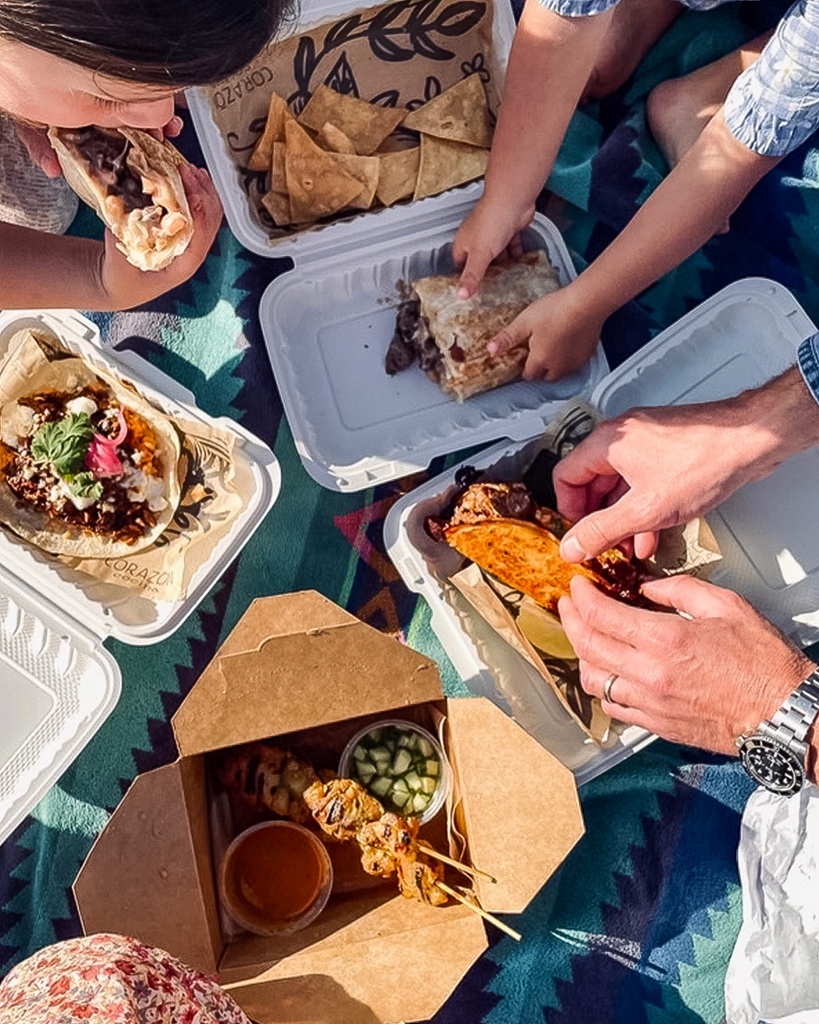 SBPublicMarket's tweet photo. With weather like this, take it to go, grab a bottle of wine and enjoy a nice picnic and some sunshine 🍷☀️ #SBPublicMarket #SantaBarbara 

📸 @suratsu

#santabarbarapublicmarket #santabarbara #publicmarket #localfood #freshfood  #foodie #foodlover #foodphotography #eatlocal https://t.co/3xY3aUcOkC
