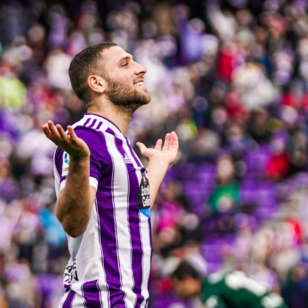 Un capítulo significativo en mi vida terminó.
Valladolid fue mi casa durante casi 3 años,
3 años significativos llenos de altibajos y muchas emocionesh. 
Quiero agradecer a la dirección, a los jugadores, a todos los empleados y miembros del club.