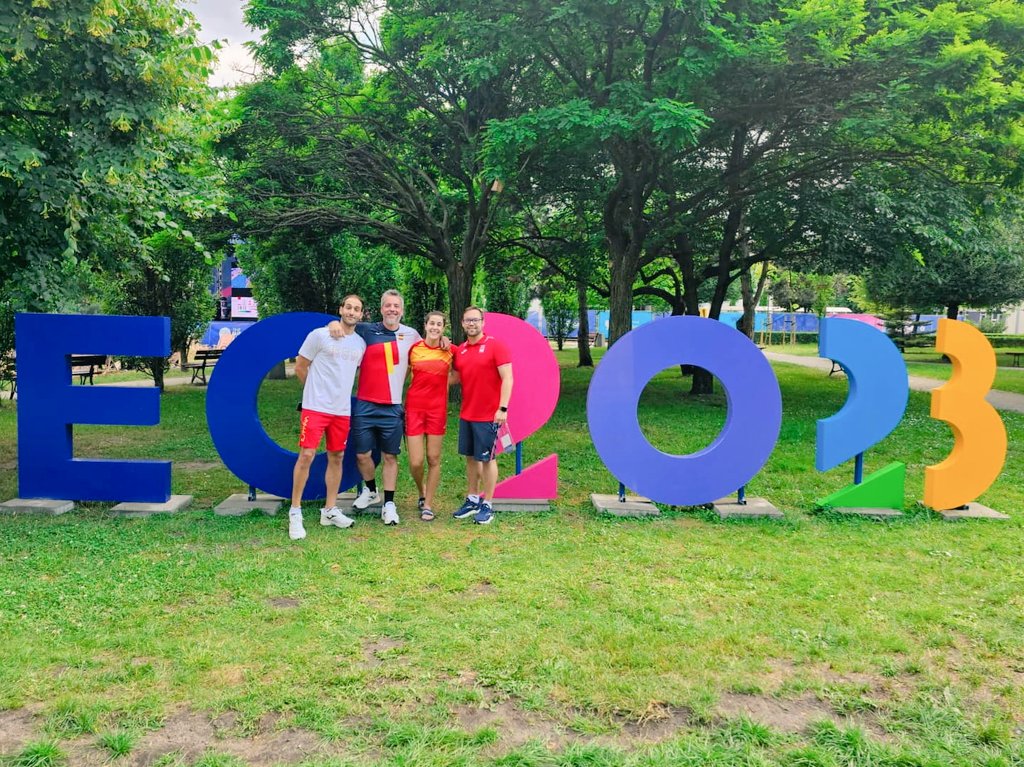 El mestizaje de conocimientos es una manera preciosa de avanzar. 
Un deporte individual que se trabaja en equipo.