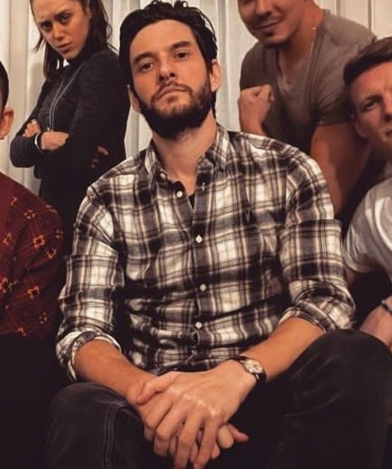 soulsinatra's tweet photo. @valyrianst Same shirt is it👀 https://t.co/sSruAzHNyl