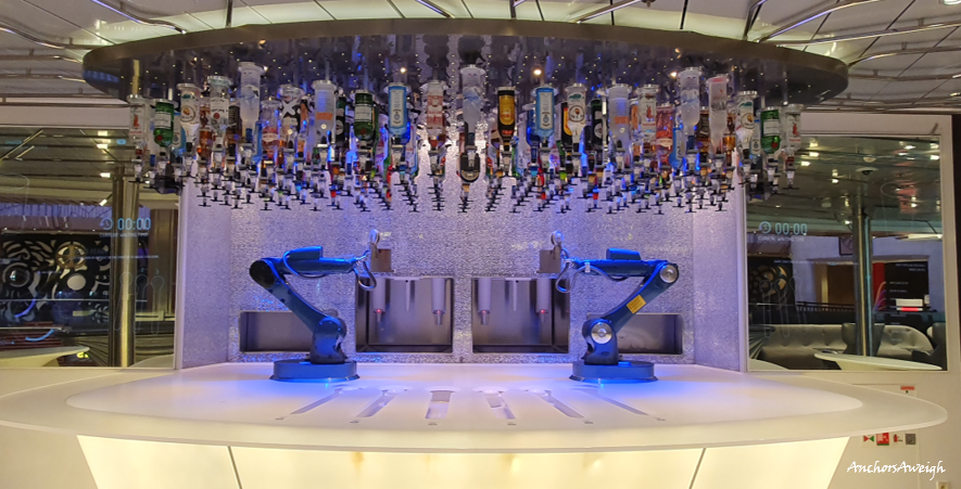AnchorsAweighJH's tweet photo. Stop &amp; watch the Bionic Bar in action! Anthem of the Seas.
@RoyalCaribbean @MyRoyalUK @theRCLblog #royalcaribbean #comeseek #anthemoftheseas #anthem #cruises #bionicbar #cruiseship #travelideas #travel #holiday #travelblogger #anchorsaweigh https://t.co/542401Nl0F