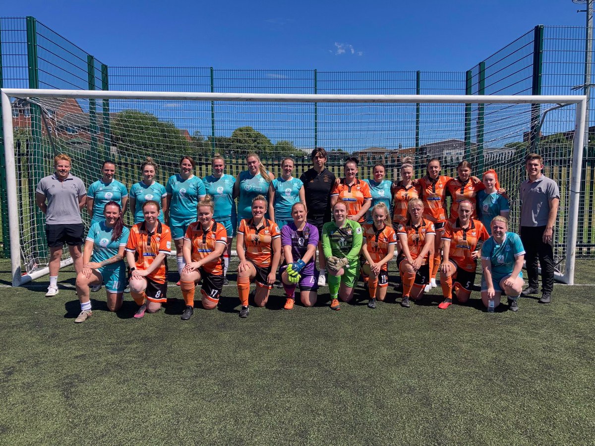 AlexConlon_'s tweet photo. (1/2) This week marked the end of my time coaching at @AFCOldham. In my 5 years with the club, I was fortunate enough to coach and manage some great men’s and women’s sides, watching players develop on and off the pitch, making some great memories along the way. https://t.co/zKbQtF3G9V