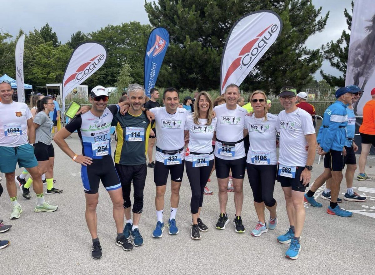 MoniqueKirsch's tweet photo. JP Morgan City Jogging in good company this morning💙🏃‍♀️🏃🏻‍♂️🤩 https://t.co/dVdP2a4mbS