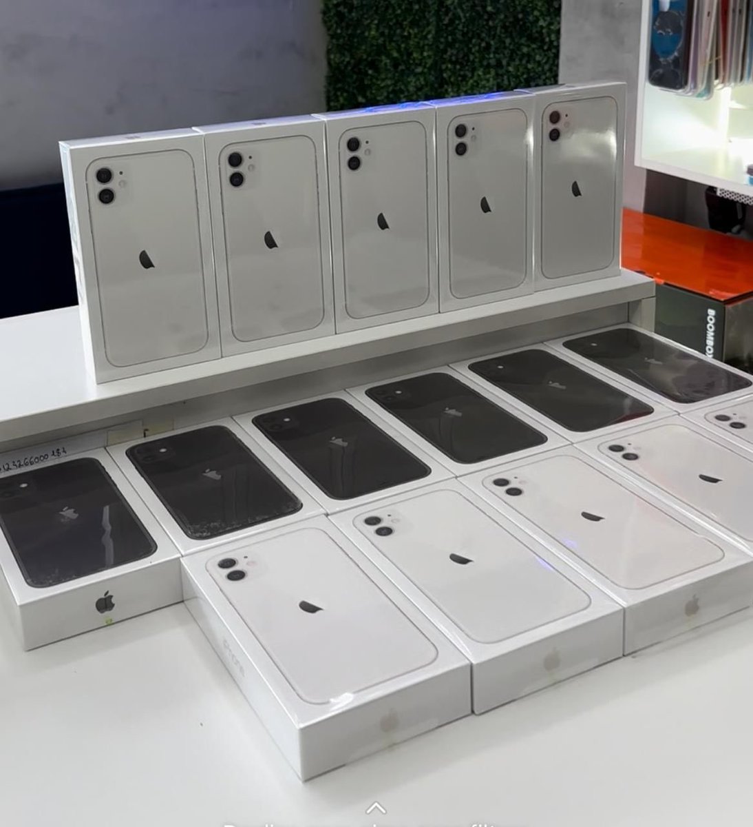 iPhone 11 lacrado 2900