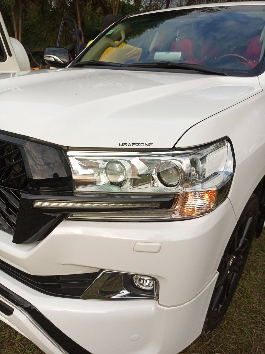 EkwenyeD's tweet photo. SSD boys cruising with a Toyota land cruiser GXR sheesh
#urbanretro https://t.co/d4nBfHTz8Z