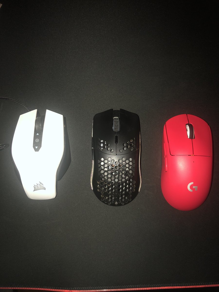 _Dorche's tweet photo. ty! @EloShapes for adding an old mouse shape for me! The Corsair M65 series got added within hours of my submission! They added all its models and polished up the SVG codes for me.😱I can now look at my mouse shapes and discover something new.😊 help this database grow! https://t.co/BIuJzMo0ZY