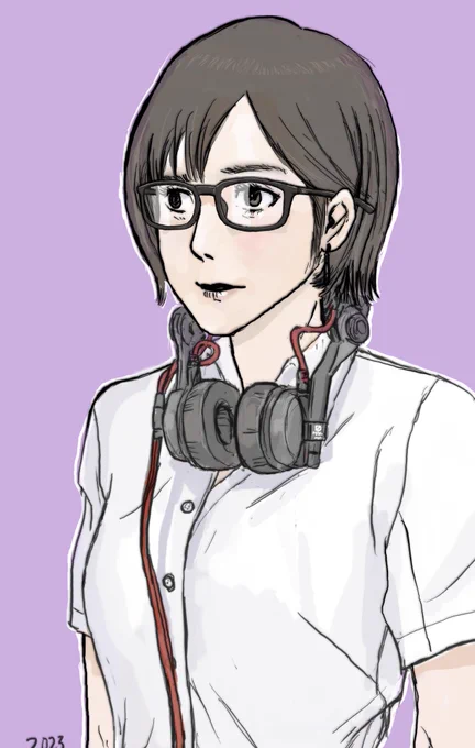 当初メガネでしたが見た目重いかなと思い裸眼にしました。