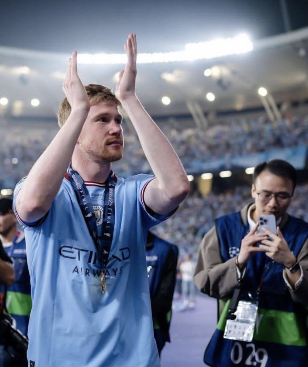 Nah imagine scoring the equaliser at the Bernabeu and getting 2 assists in the return leg with one hamstring just to be called a small game player 😂😂😂