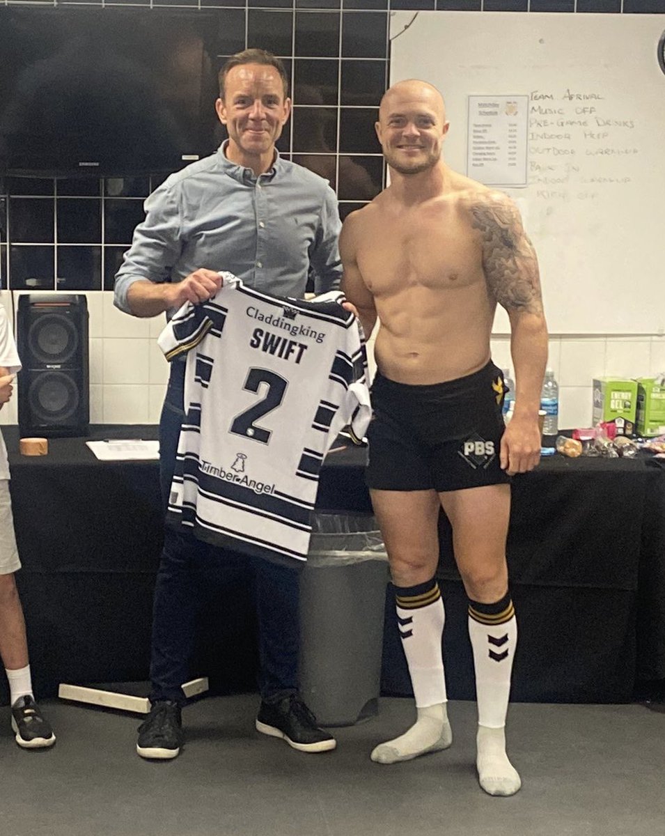 200 career games ✔️ big thank you to everyone over the years who’s been apart of my journey so far 😘 and for the kind messages over the last few days ✌🏼<a href="/hullfcofficial/">Hull FC</a>