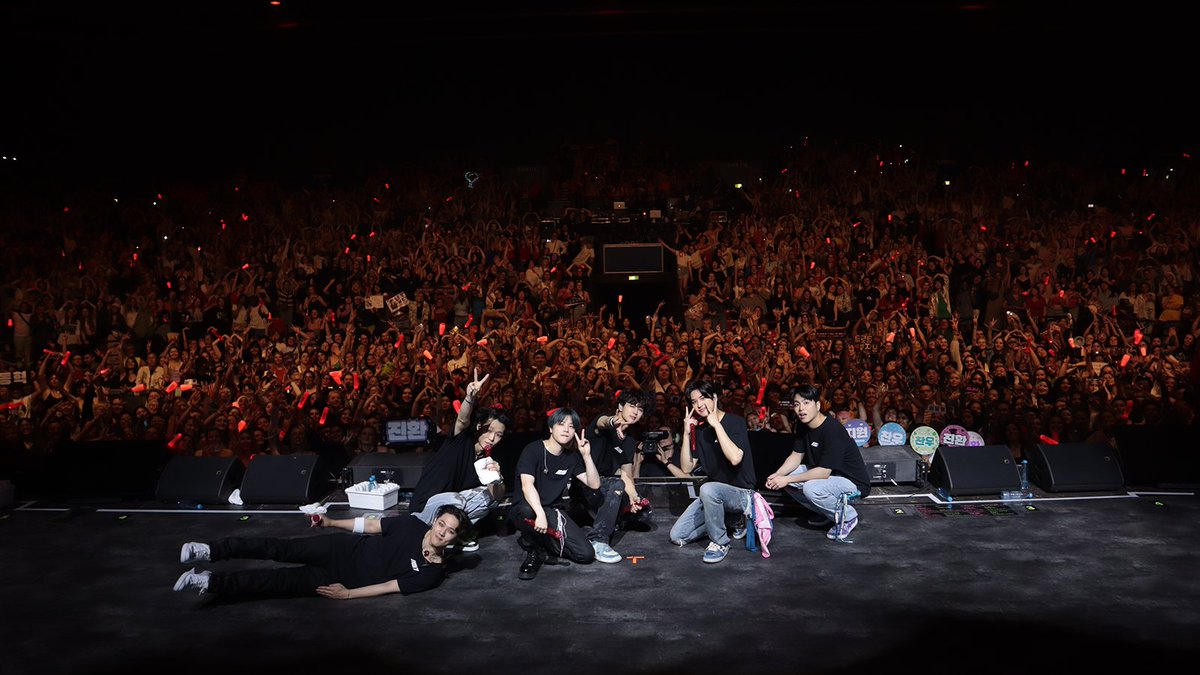 JinEnt_'s tweet photo. [2023 iKON WORLD TOUR - TAKE OFF]

Thank you for an amazing concert, PARIS! 🇫🇷❤️

@iKONIC_143 
#iKON_EuropeTour #2023iKONWORLDTOURTAKEOFF #iKONonTour #JinEntertainment #JinEnt #withikonic https://t.co/PtBPWaKeZQ