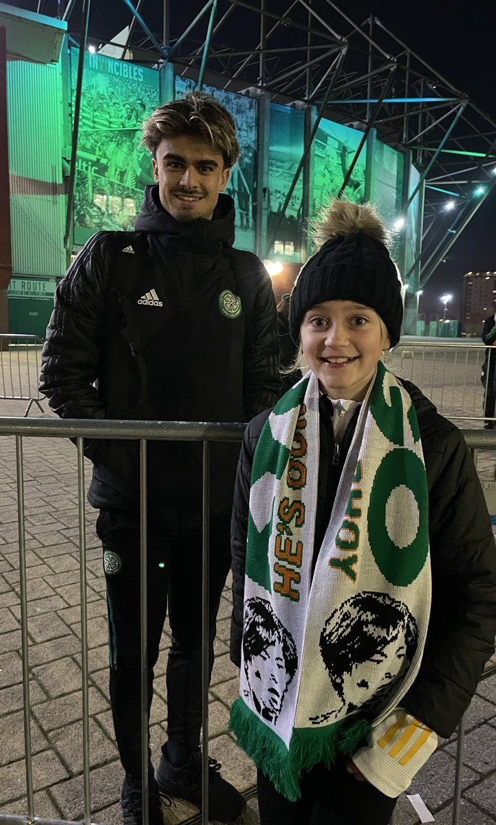 SomersPazzi's tweet photo. Jota on the wing 🇵🇹🍀😢 https://t.co/NsceUSJOlm