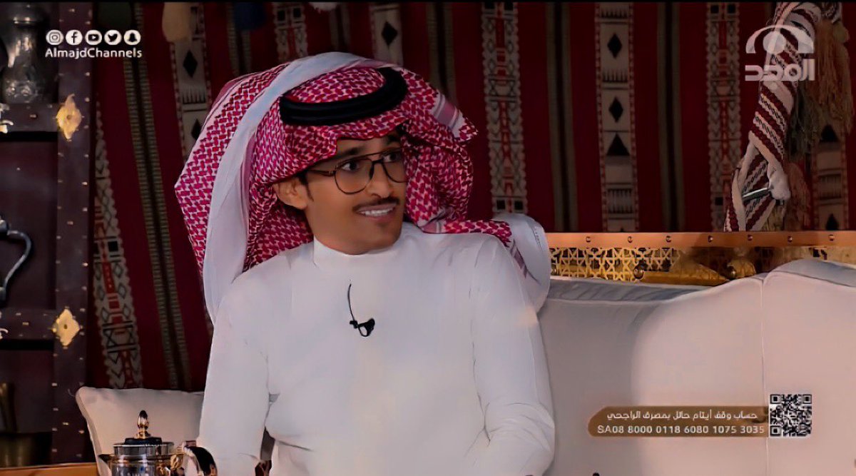 Hsiin_k's tweet photo. لاتشتكي من الايام لو أن صبرك طال
عسى كل تأخيره من الله بها خيره
ترا بالعزيمه والصبر تدرك الامال
توكل على اللي كلنا تحت تدبيره
لابد الظروف تزين ويحلها الحلال 
ويستبدل الله عسر وقتك بتيسيره
#حسين_الكايد https://t.co/OjQZPWwIWp