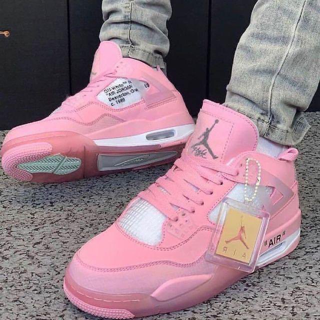 MarcelloGucci's tweet photo. Vos chaussures disponibles de 40 à 45 
-livraison express mp
-Livraison à domicile 
Nous sommes disponibles sur WhatsApp au - +237 697 67 79 83 https://t.co/iYE8DaZYvG
