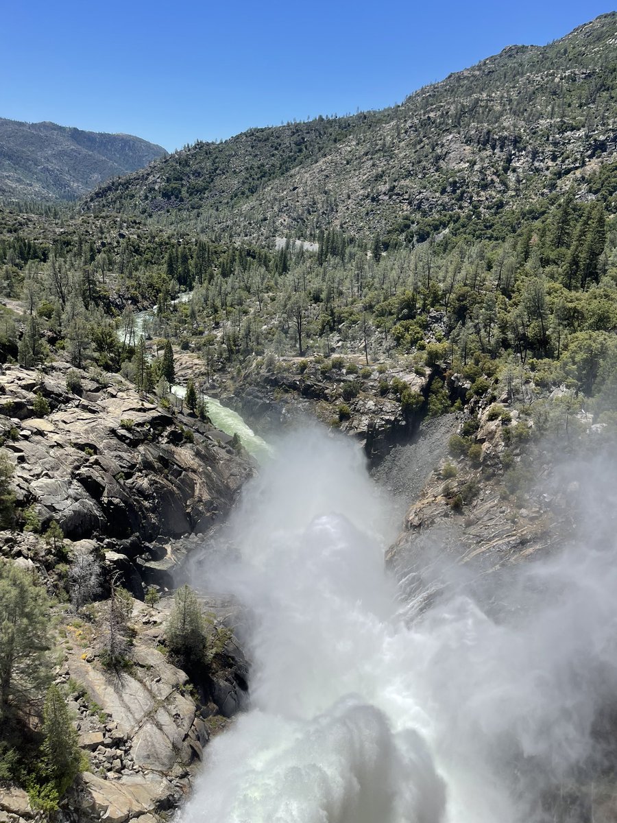 frostlaflex's tweet photo. Yosemite pt 2 https://t.co/i87CXI5rdh