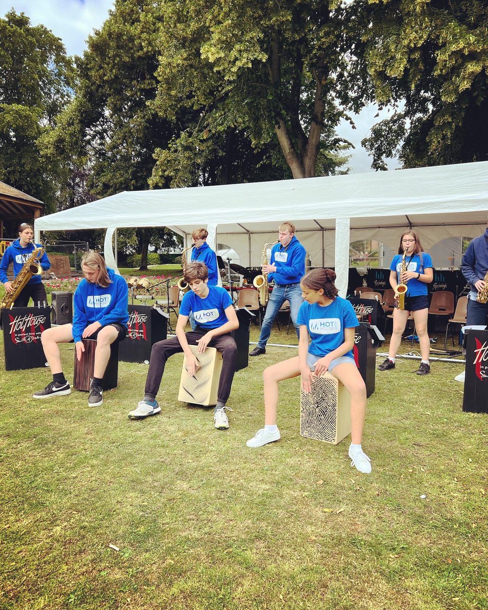 hhyouthjazz's tweet image. @HHMusicDerby rocking the #festival vibes at @Ashbournefest with #saxophonix