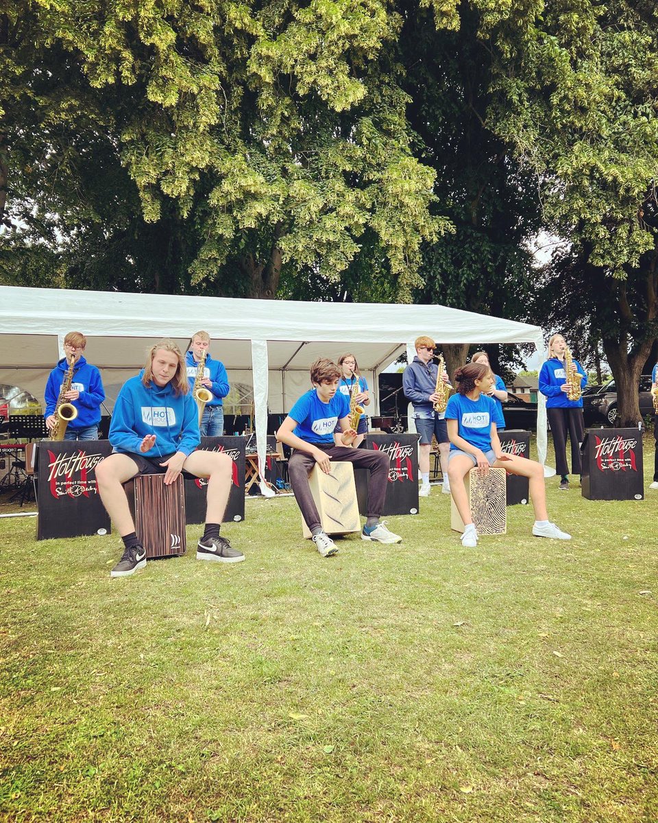 hhyouthjazz's tweet image. @HHMusicDerby rocking the #festival vibes at @Ashbournefest with #saxophonix