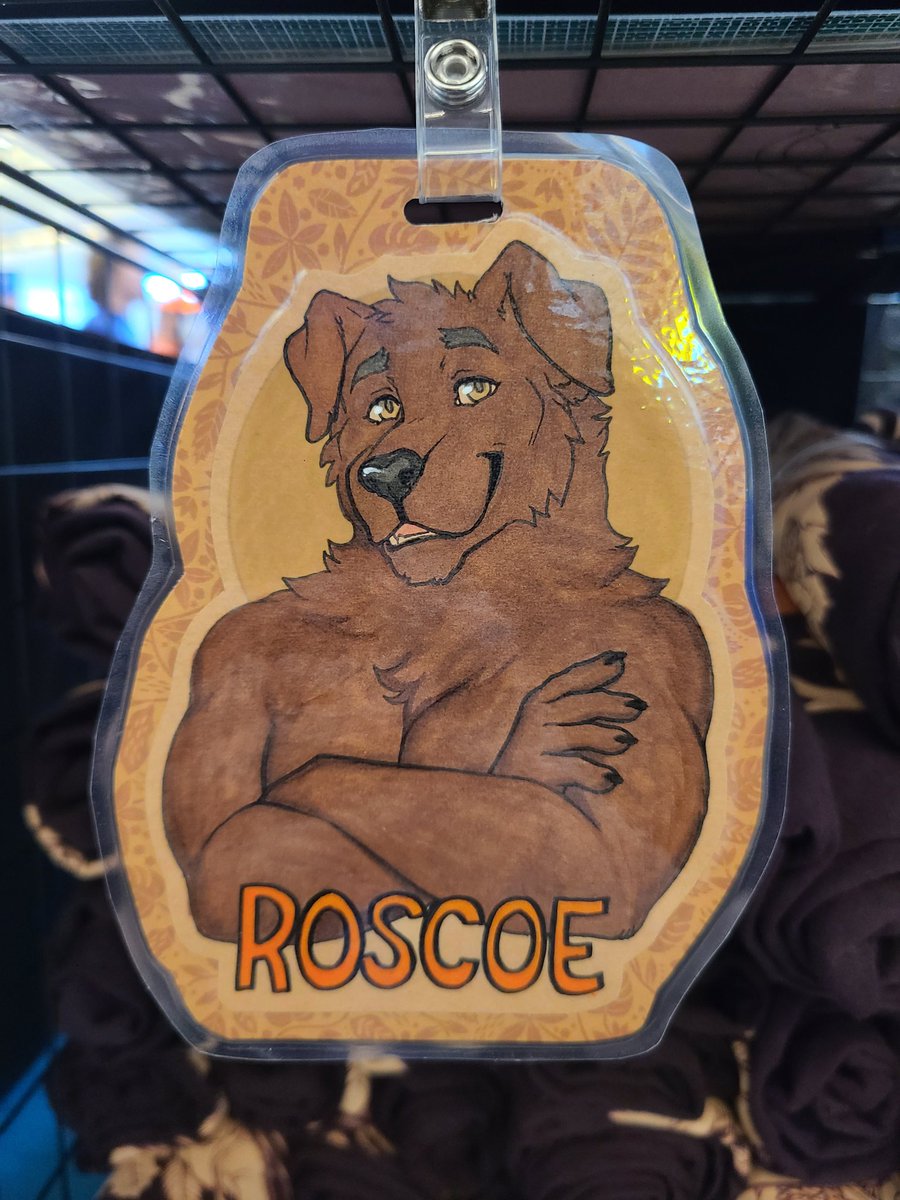 Lots of fun badges this con!
