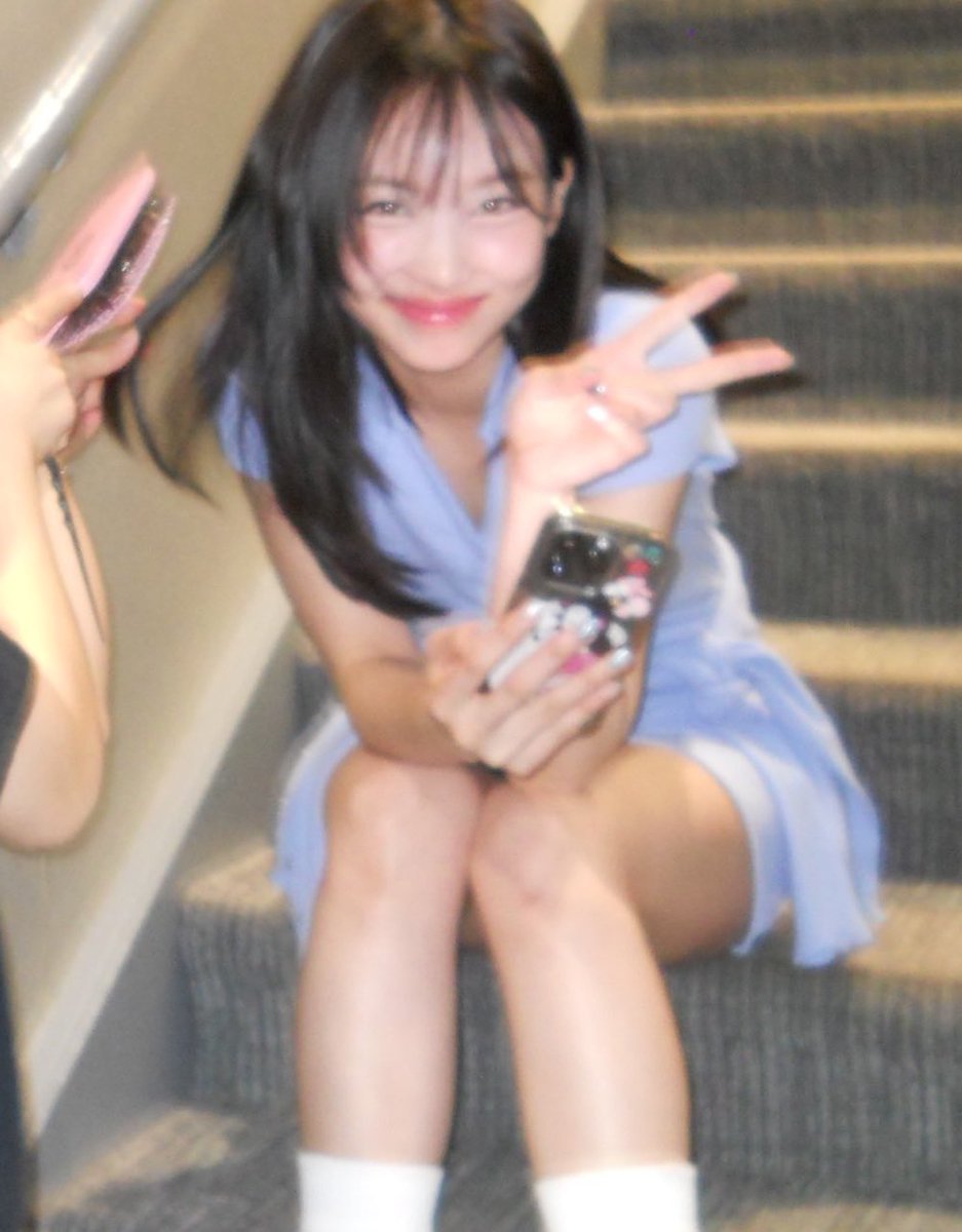 imnayeonarchive's tweet photo. https://t.co/rgI0pIRKnf