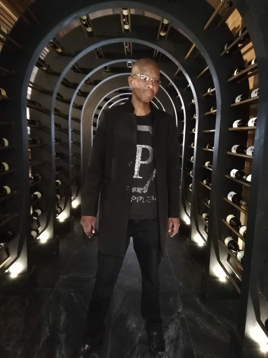 Solo Sandton!!! 🍷