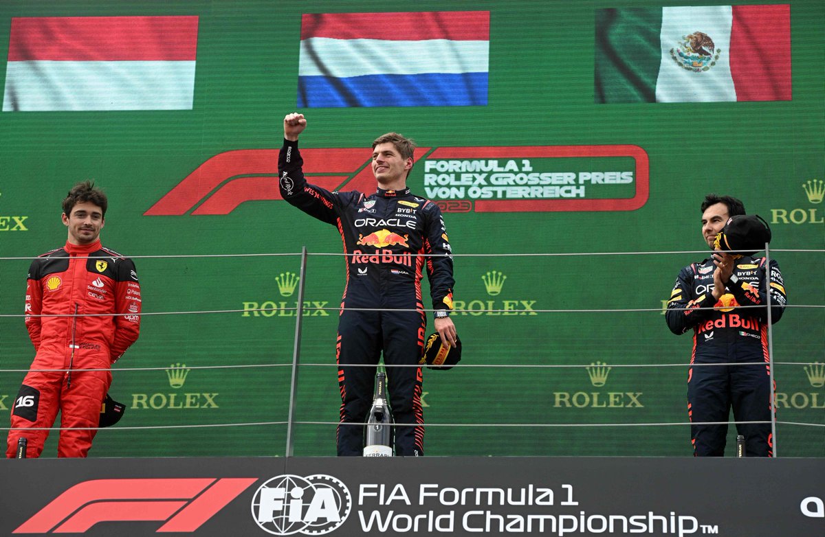 Sport_Meca's tweet photo. 42e victoire en carrière pour Max Verstappen, retour de Charles Leclerc sur le podium qui s'intercale entre les pilotes Redbull. 
#AustrianGP #F1 https://t.co/oTTJjIqTFV