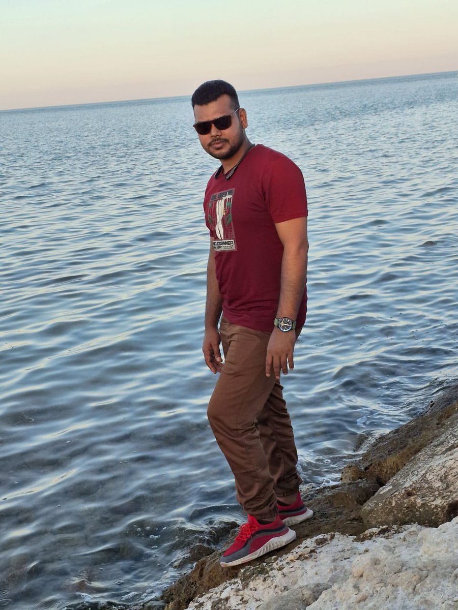 PkEkhlasuddin's tweet photo. One me https://t.co/zF4sanePut