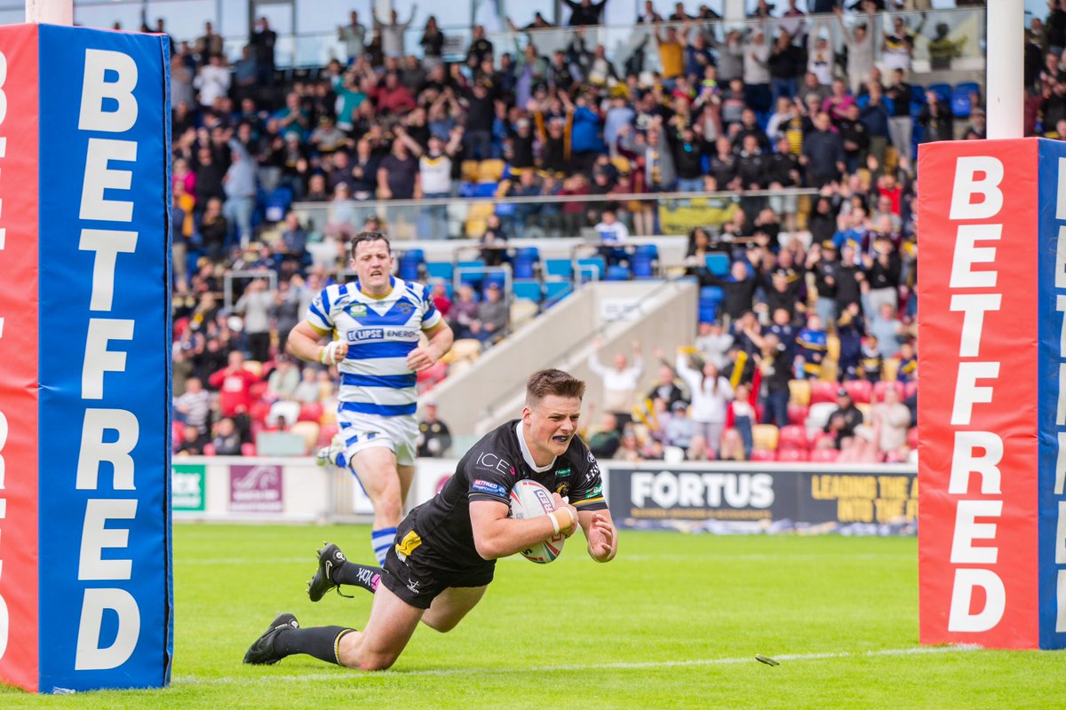 yorkrlfcfound's tweet photo. 🦁 𝙀𝙭𝙘𝙚𝙡 𝙇𝙞𝙤𝙣𝙨 𝙋𝙧𝙤𝙜𝙧𝙖𝙢𝙢𝙚 

📍The current block of delivery is open for U15s &amp; U16s (years 10 &amp; 11)

🙋🏽‍♂️ Open to players from all clubs &amp; schools!

📈 Where will your journey take you &amp; how will you get there?

🌐 https://t.co/44imNEo8V3

#WeAreYork | #RiseUp ⚔️ https://t.co/hf2yIUHMKI