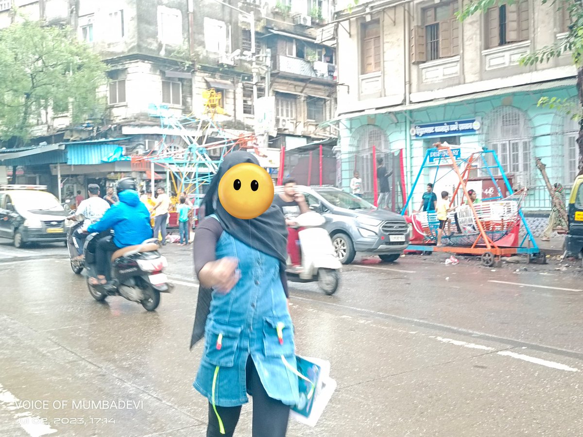 v_mumbadevi's tweet photo. No one is allowed to use public property
Still @mybmcWardB became blind to take necessary actions
#SVPROAD OPP BALASAHEB DISPENSARY
#shameon @mybmc
@CMOMaharashtra @Dev_Fadnavis
@AUThackeray @iYashwantJadhav @RajThackeray @BJP4MumbaiCity
@MTPHereToHelp @CPMumbaiPolice https://t.co/6gdY8SqsHs