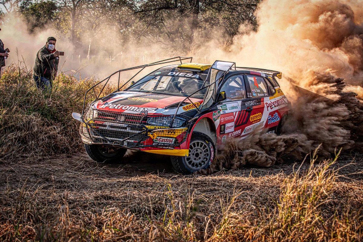 rallypy's tweet photo. ⏱️ PE 22 - Cruce San Antonio - Boquerón

1 - G. Saba (Volkswagen) - 00:05:54
2 - A.Alonso (Volkswagen) - 00:05:57
3 - A. Galanti (Toyota) - 00:05:59
4 - A. Bestard (Volkswagen) - 00:06:06
5 - J. Ugarriza (Volkswagen) - 00:06:07

#PetrobrasRallyTranschaco23 🏁 https://t.co/AajljhMF1w