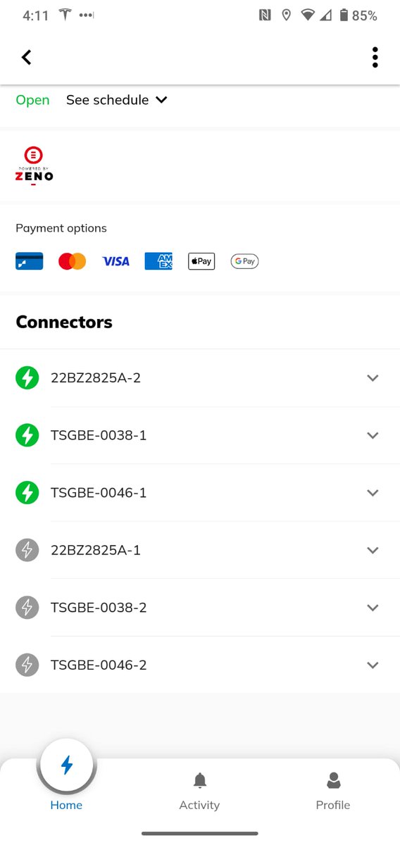 We zijn nieuw in #laadpalenland, maar stilaan begint men onze laadpalen bij De Wingerd wel te vinden. Dit weekend waren voor ´t eerst 3 van de 6 laadpalen tegelijkertijd bezet.
Maak jij ook wat #promotie voor onze laadpalen?
Zelf interesse? ecoob.be/laadpas